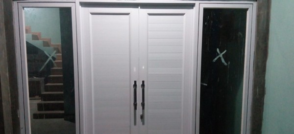 gambar pintu panel aluminium