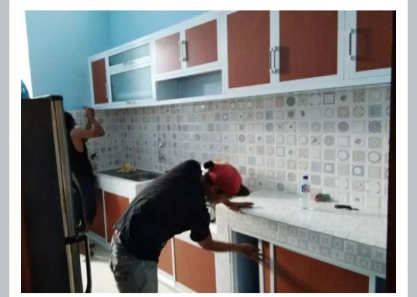kitchen set aluminium warna coklat